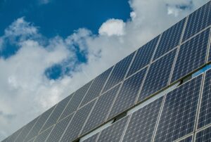 Häufige Mythen über Sonnenkollektoren: Wahrheiten und Fiktionen.